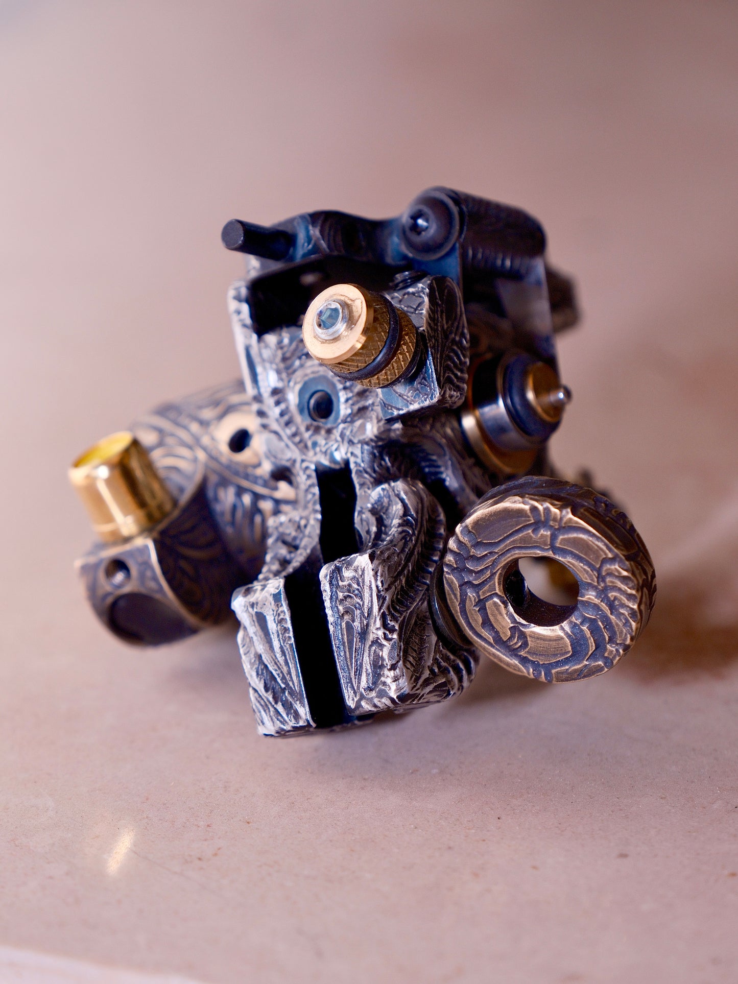 Esemplare unico- Brutale Mark 4 incisa a mano da STM tattoo machine (CLIPCORD/RCA) -