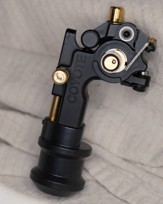 COYOTE 2.0 Glossy Black