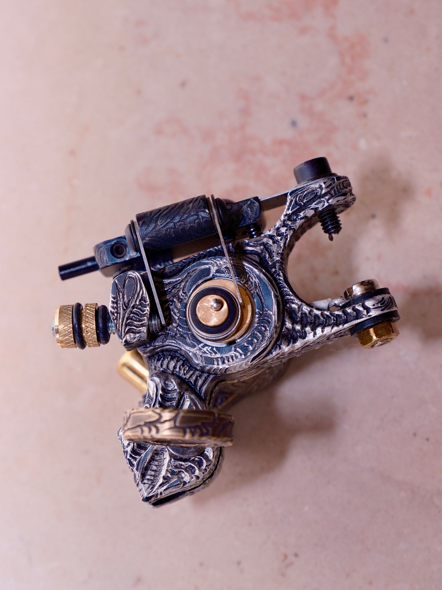 Esemplare unico- Brutale Mark 4 incisa a mano da STM tattoo machine (CLIPCORD/RCA) -