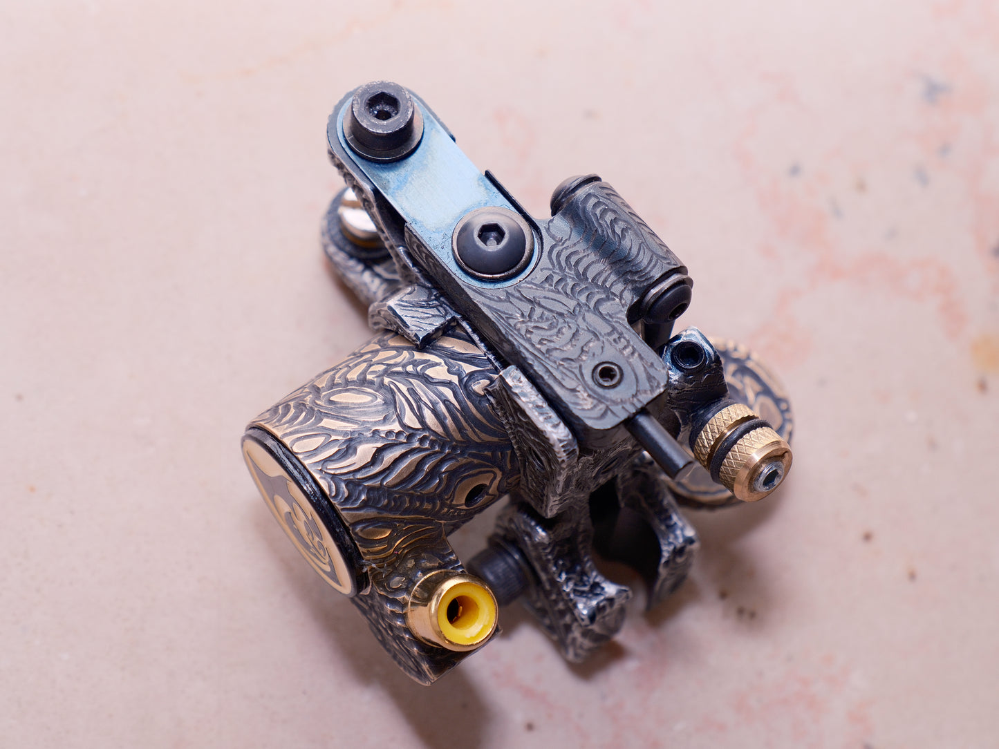 Esemplare unico- Brutale Mark 4 incisa a mano da STM tattoo machine (CLIPCORD/RCA) -